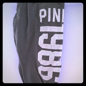 PINK Victoria's Secret Pants - PINK VICTORIA’S SECRET Medium Gray Crop Sweatpants PINK Victoria's Secret Pants - PINK VICTORIA’S SECRET Medium Gray Crop Sweatpants